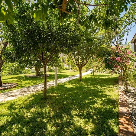 Yarimada Apart & Aparthotel *